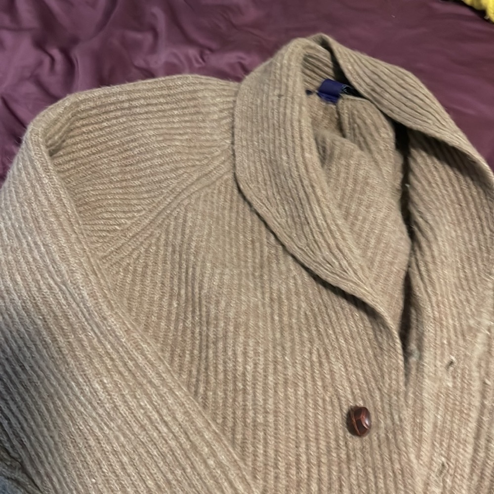 Sweater - Picture 5 of 7